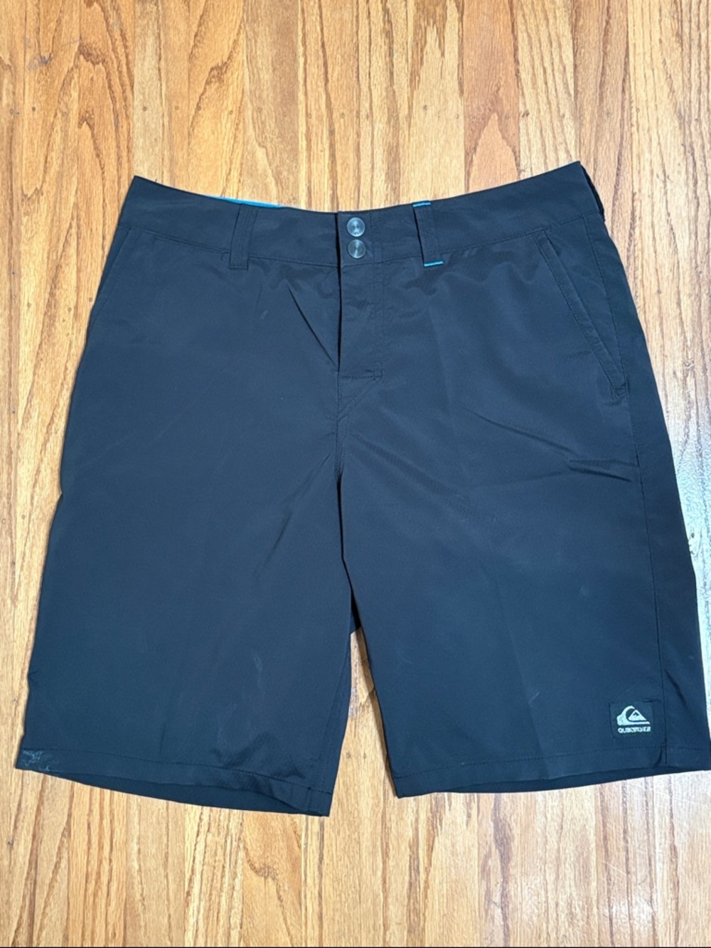 Quiksilver Men's Black Hybrid Boardshorts (32 waist)